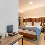 Otel Aiden By Western Biberach 3*