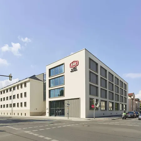 Aiden By Western Biberach