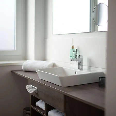 Aiden By Western Biberach