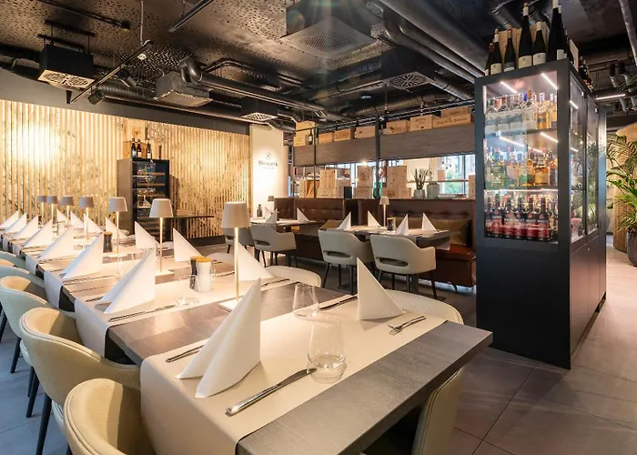 Aiden By Western Biberach 3*