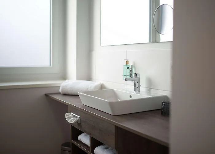 Aiden By Western @ Biberach